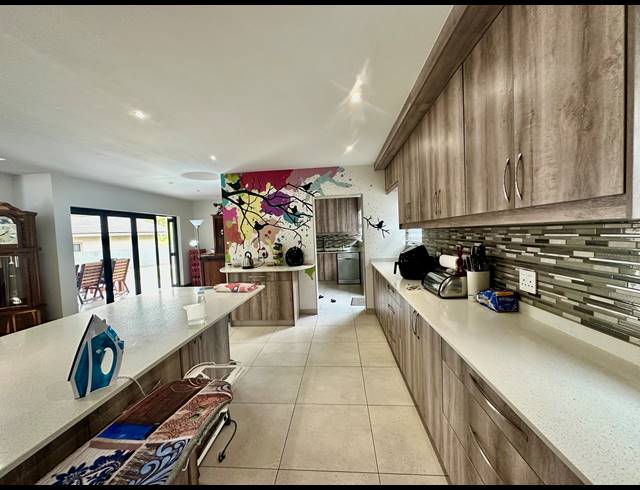 4 BEDROOM HOUSE FOR SALE IN EYE OF AFRICA ESTATE